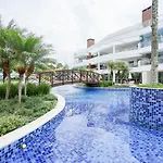 Apartamento em Resort incrível com garagem, Cachoeira
