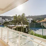 Apartamento em Resort incrível com garagem, Cachoeira