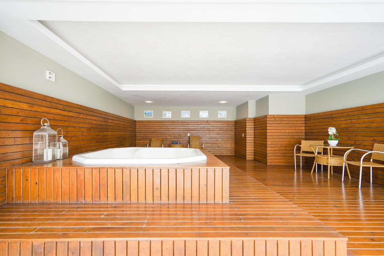 Apartamento Em Incrível Com Garagem, Cachoeira * Florianópolis